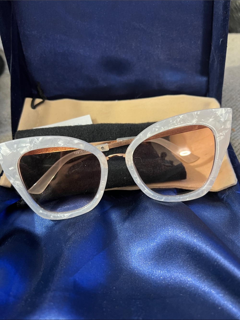 Oversized Cat Eye Sunnies